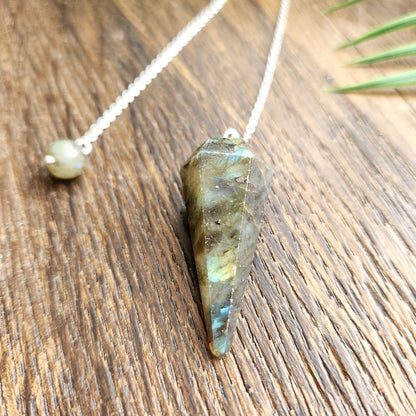 Pendule en Labradorite