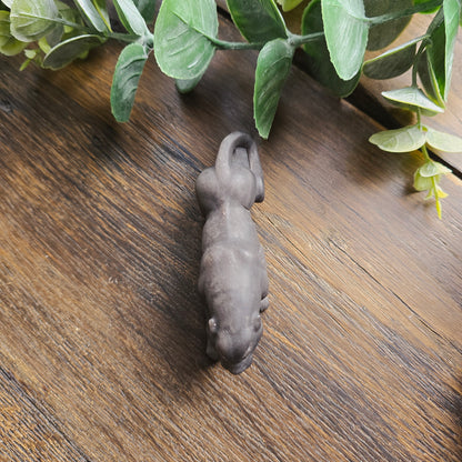 Léopard en Obsidienne argentée mate