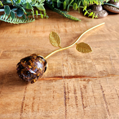 Rose en Œil de tigre - tige dorée