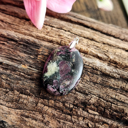 Pendentif en Eudyalite - n°1