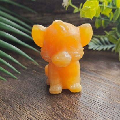 Simba en Calcite orange - 5,5cm