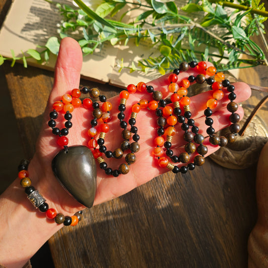 Mala Feu - Force vitale - Cornaline, Obsidienne noire et Bronzite - n°1