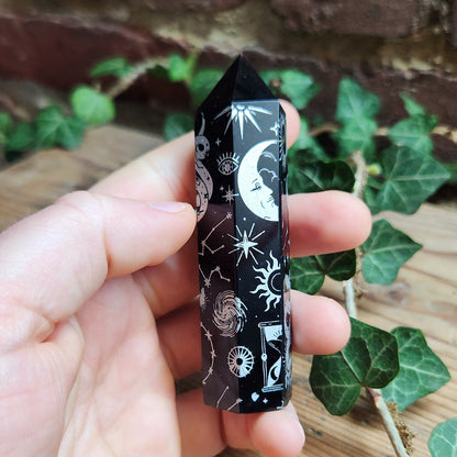 Tour en Obsidienne Noire gravée - Argentée - n°3