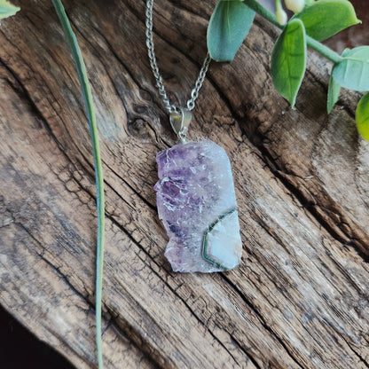 Pendentif en Améthyste brute n°3