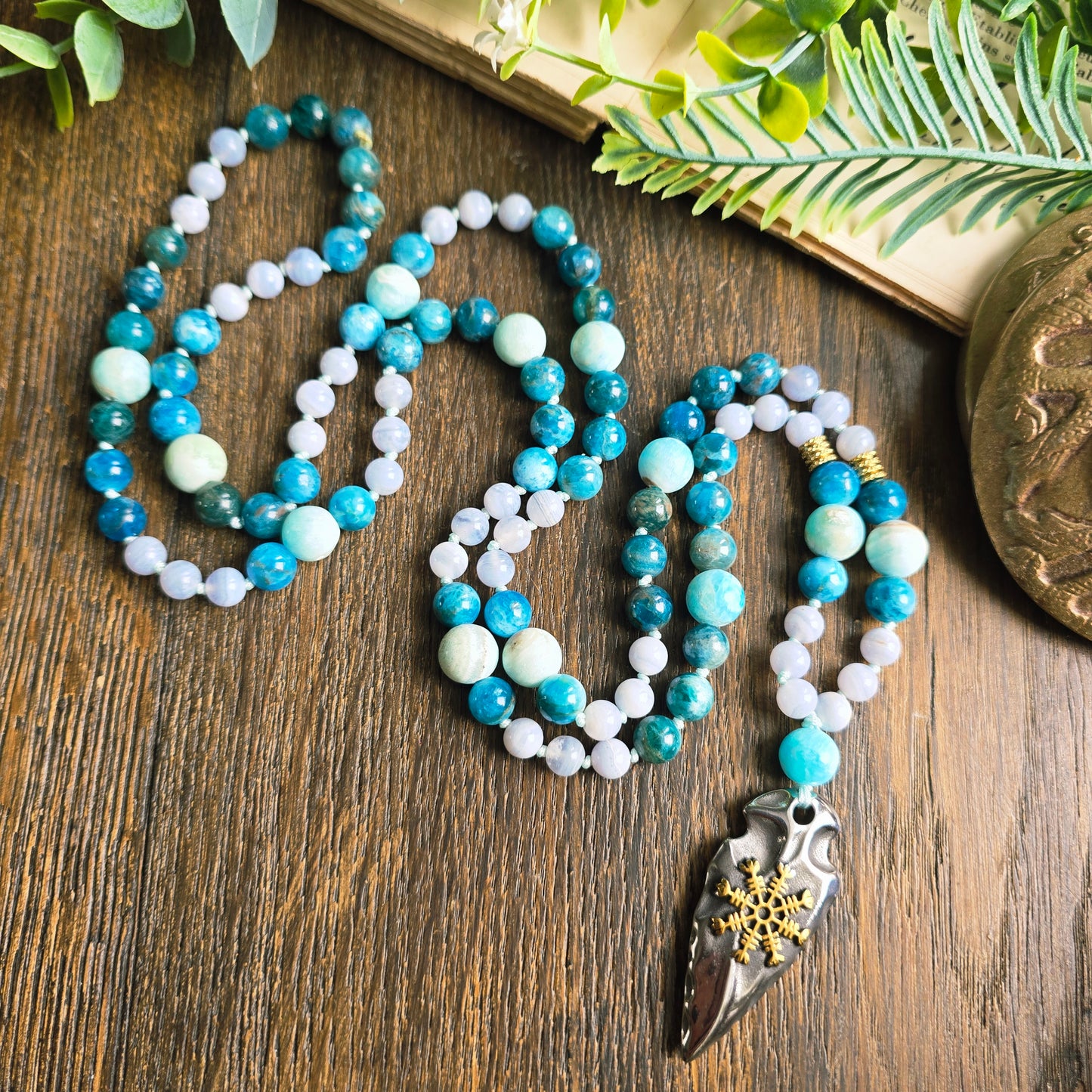 Mala Eau - Harmonie émotionnelle - Cacédoine, Apatite bleue et Aragonite bleue - Pointe de flèche