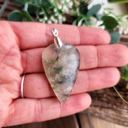 Pendentif en Préhnite - n°2