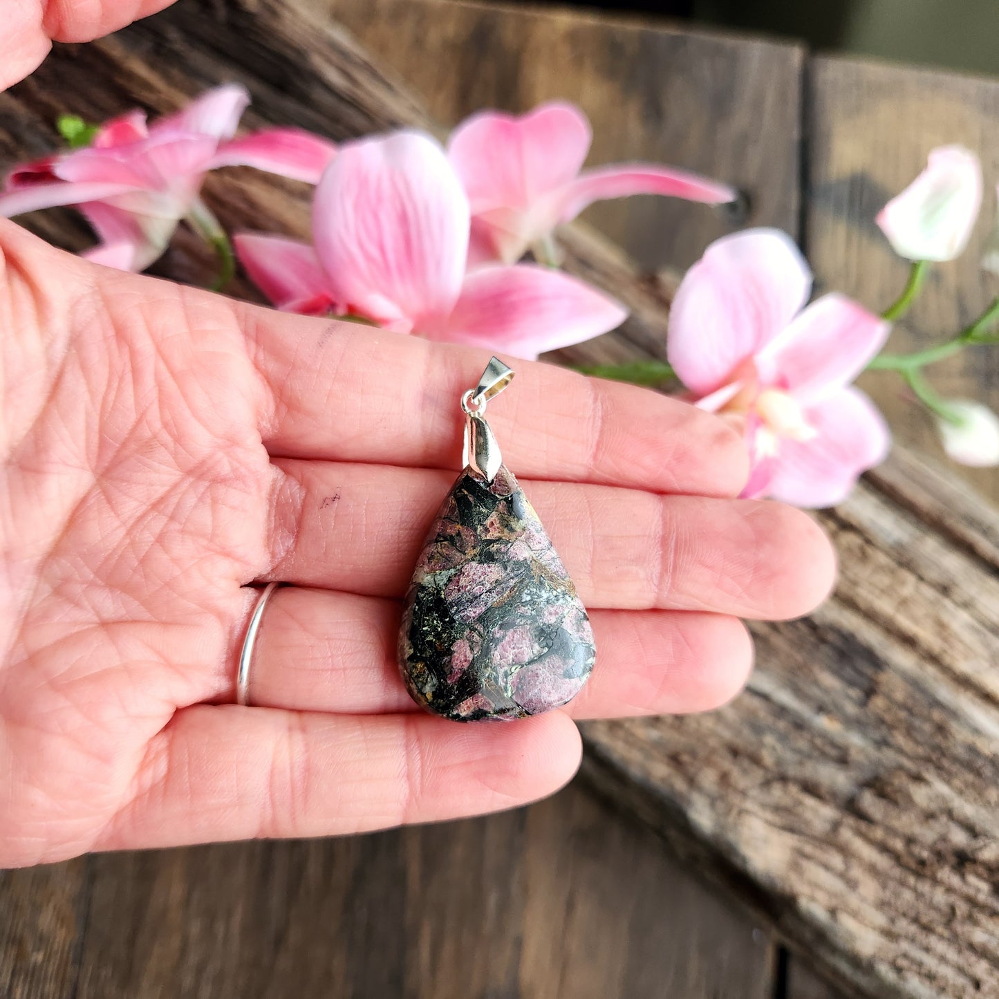 Pendentif en Eudyalite - n°2