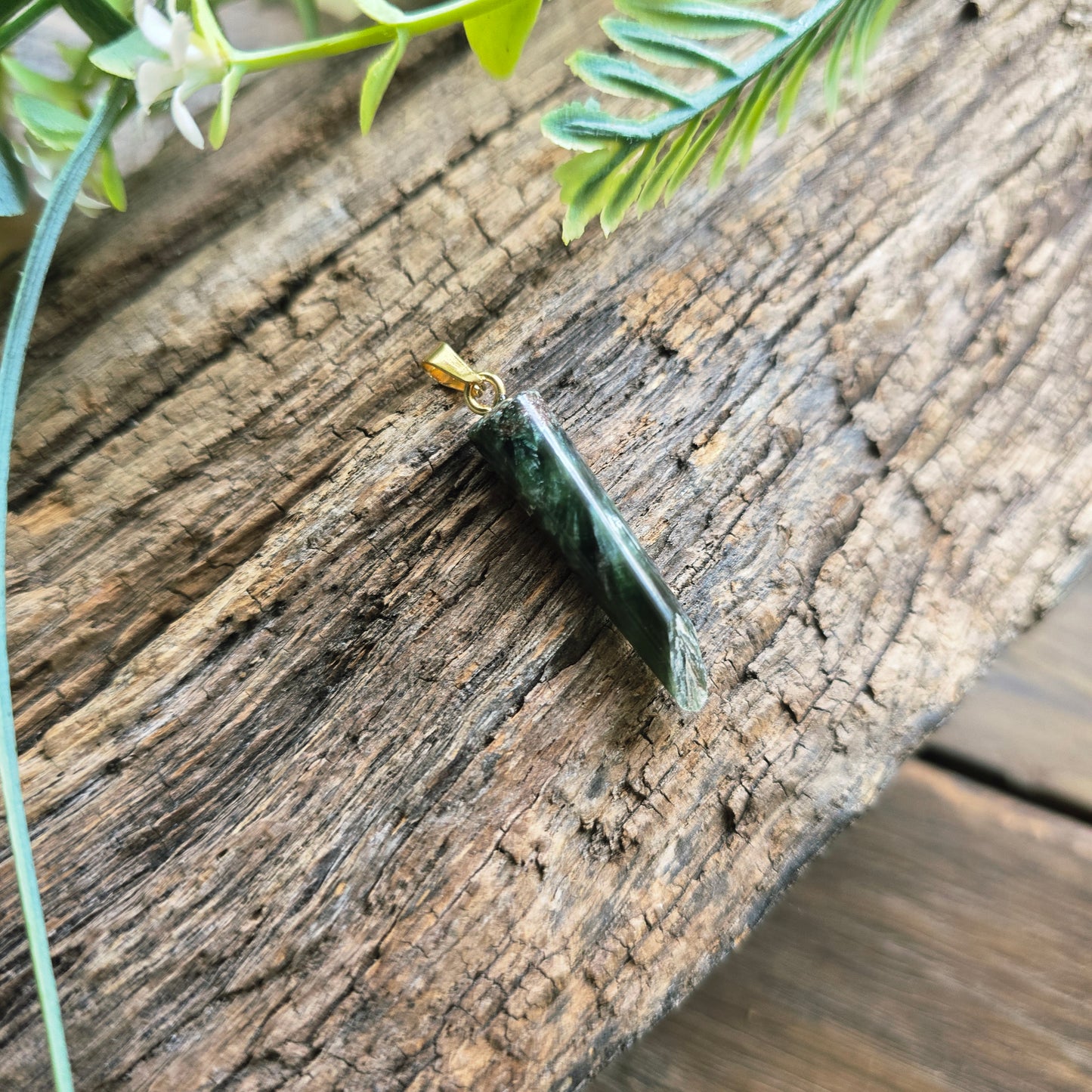 Pendentif Totem en Séraphinite - n°2
