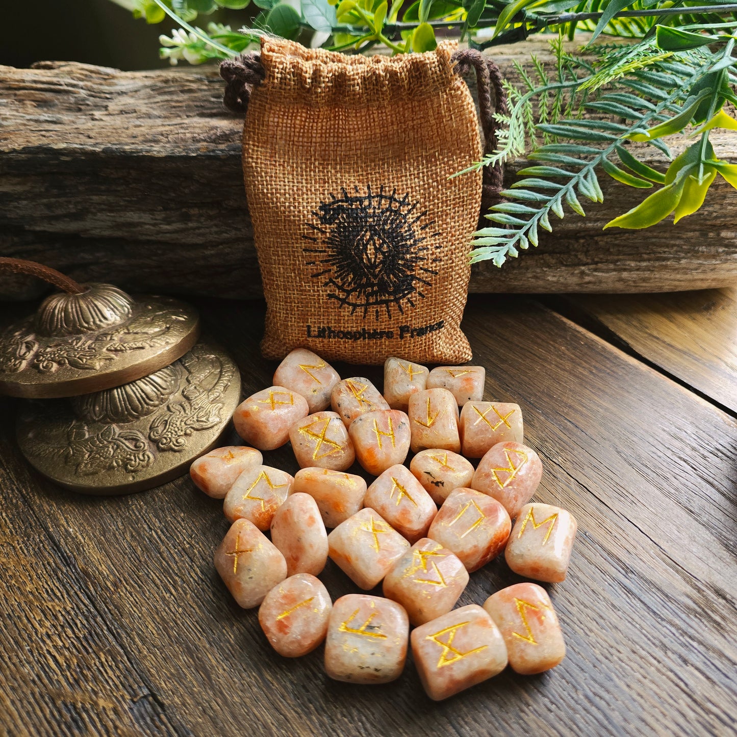 Runes en Pierre de Soleil