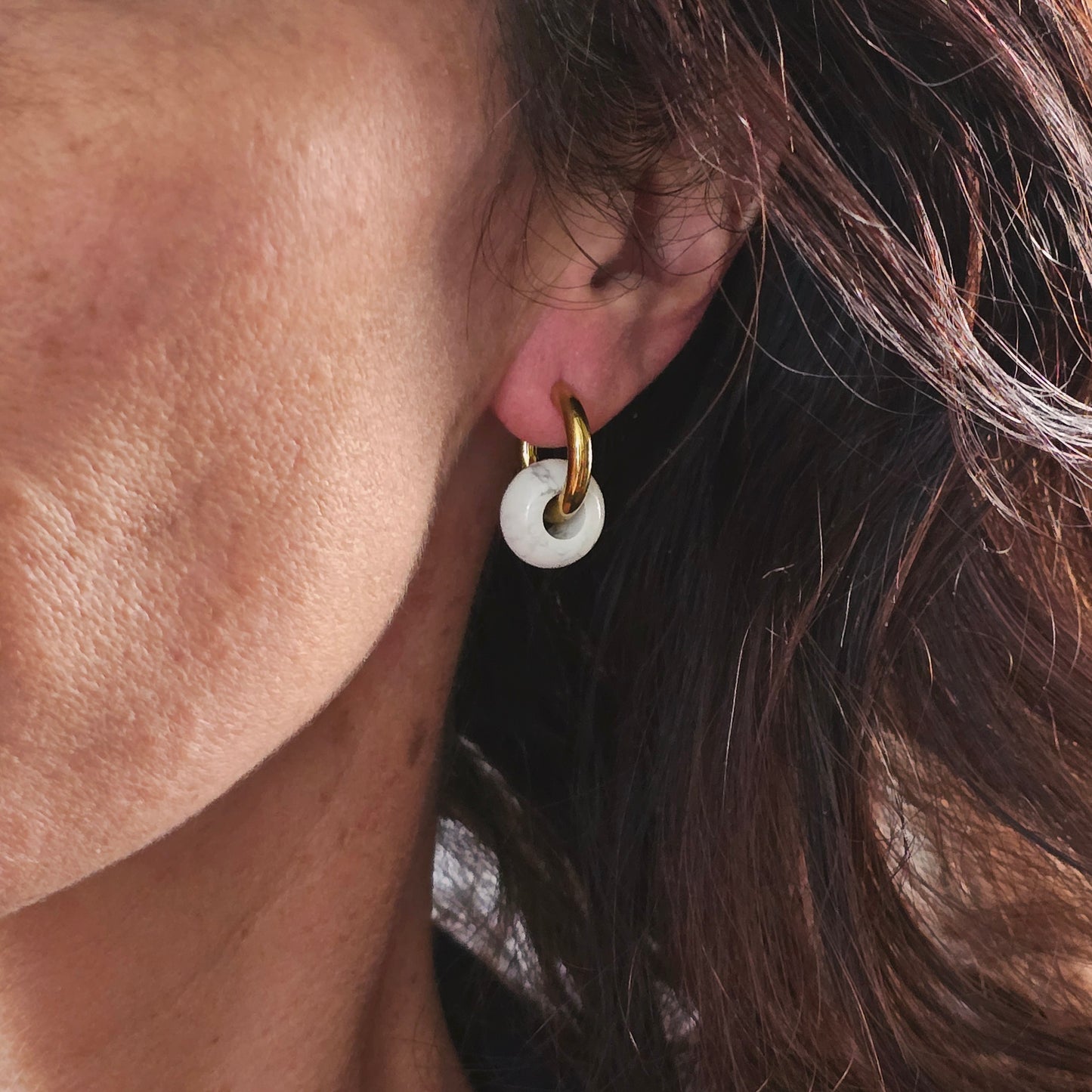 Boucles d'oreilles dorées en Howlite - Donuts