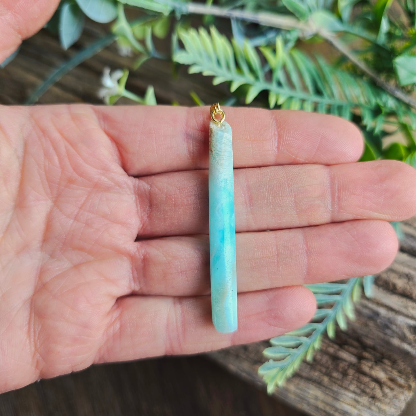 Pendentif Totem en Aragonite bleue - n°1